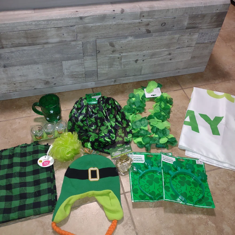 Green St. Patrick's Day Party Accessory Bundle - 23 Pieces (Read Below)